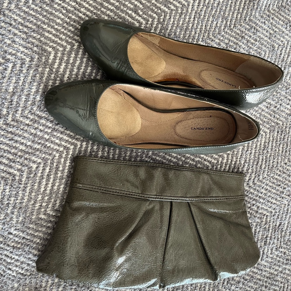 Lands' End Women's grey patent leather heels with Matching Clutch